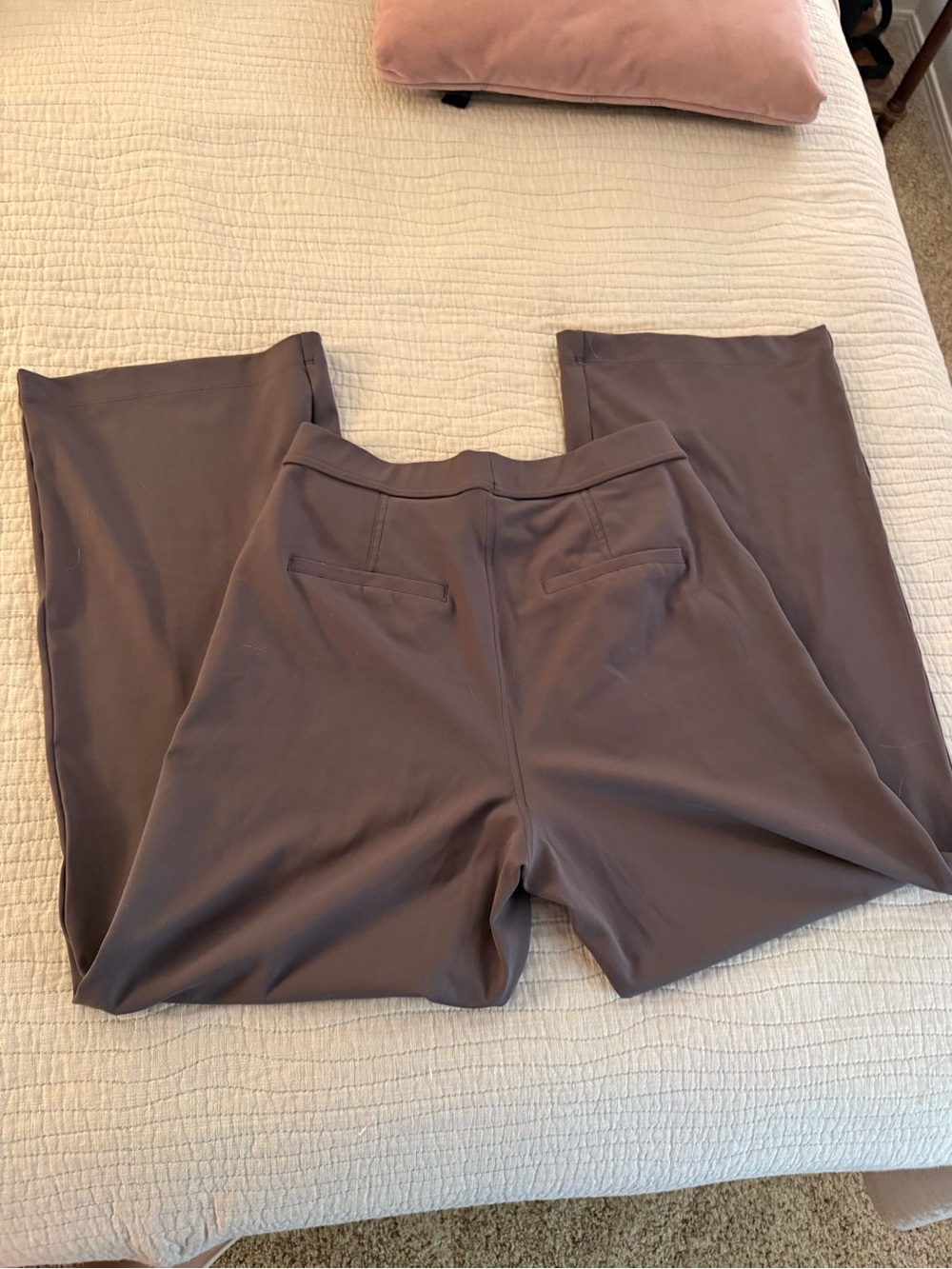 Halara Dark Gray flex day stretch straight leg work pants with pockets - Picture 3 of 3